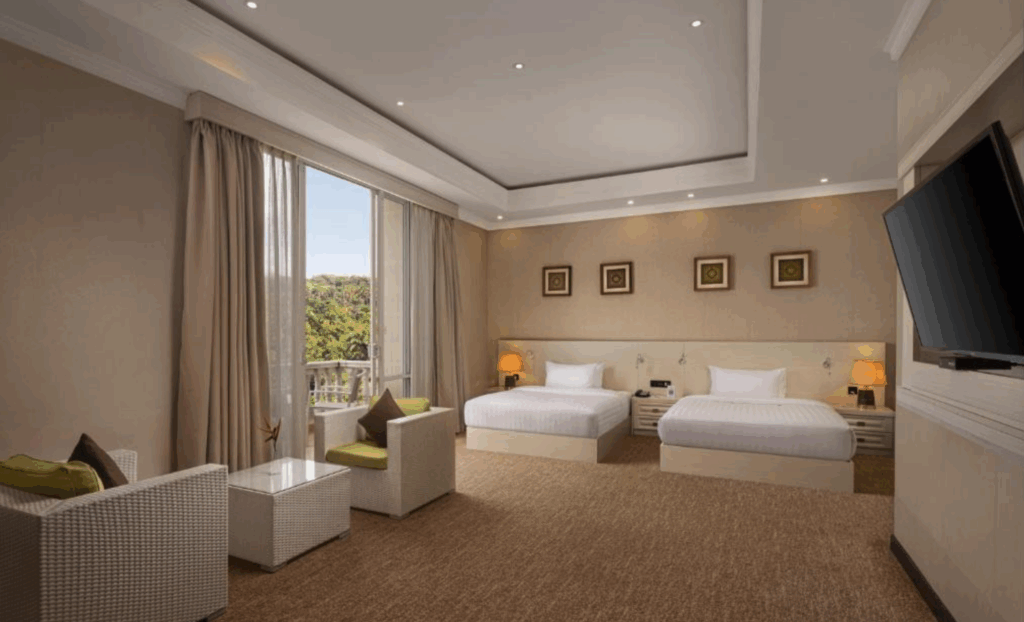 The Golden Crown Hotel