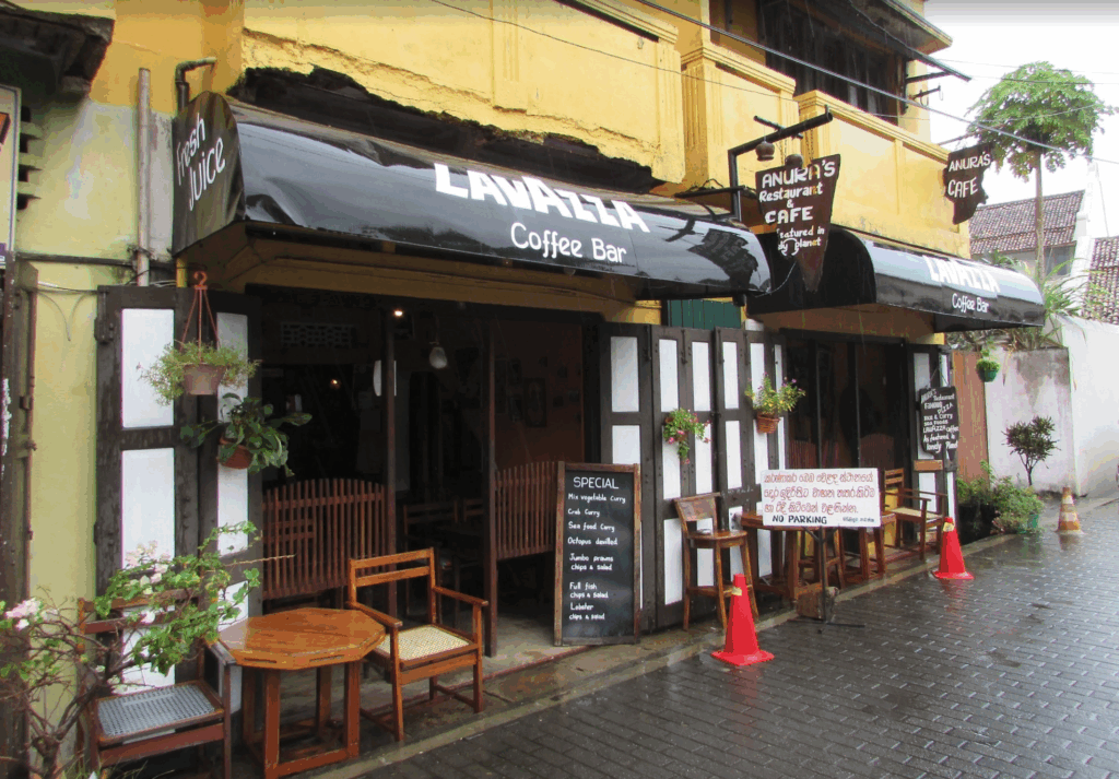 アヌラズ・レストラン（Anura’s Restaurant）
