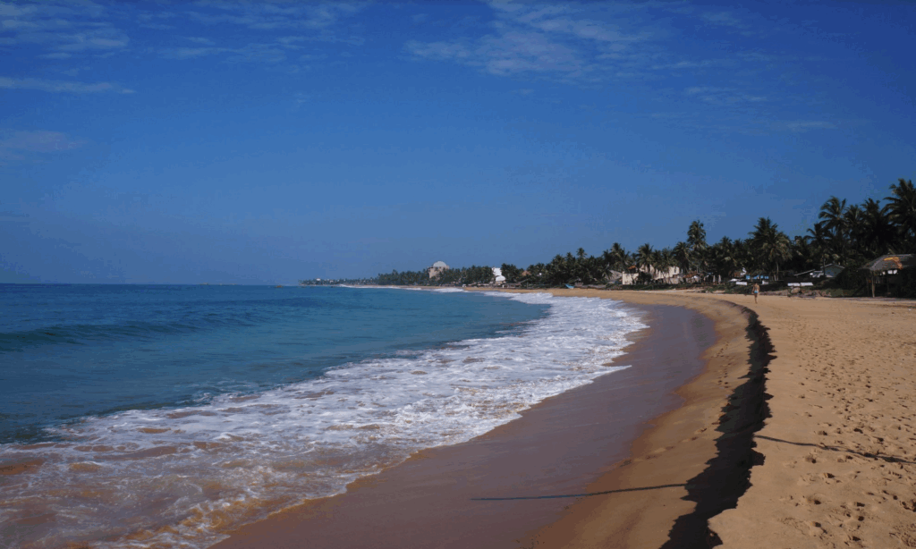 ナリガマビーチ