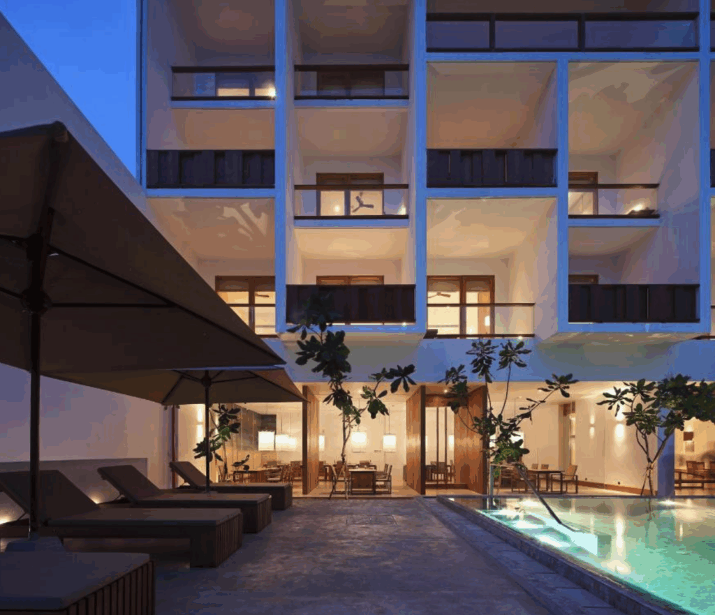 リフ ヒッカドゥワ (Riff Hikkaduwa) 