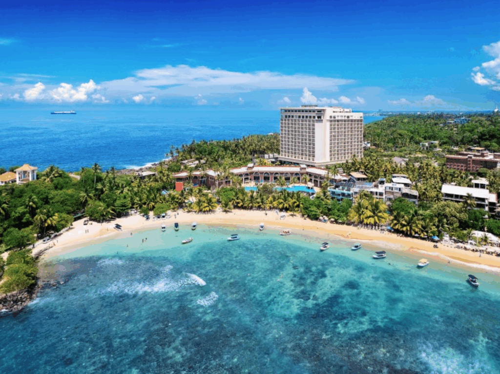 アラリヤ ビーチリゾート & スパ ウナワトゥナ