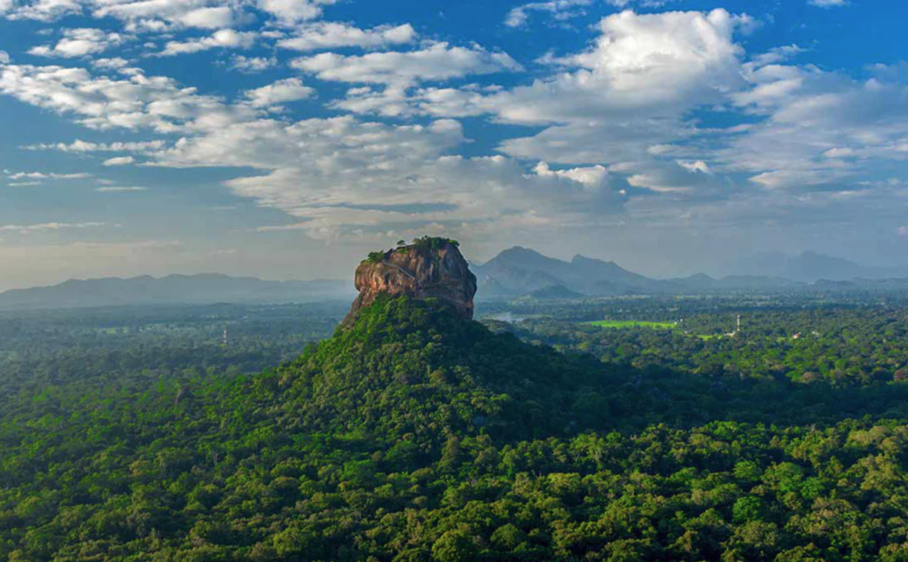 ピドゥランガラロック