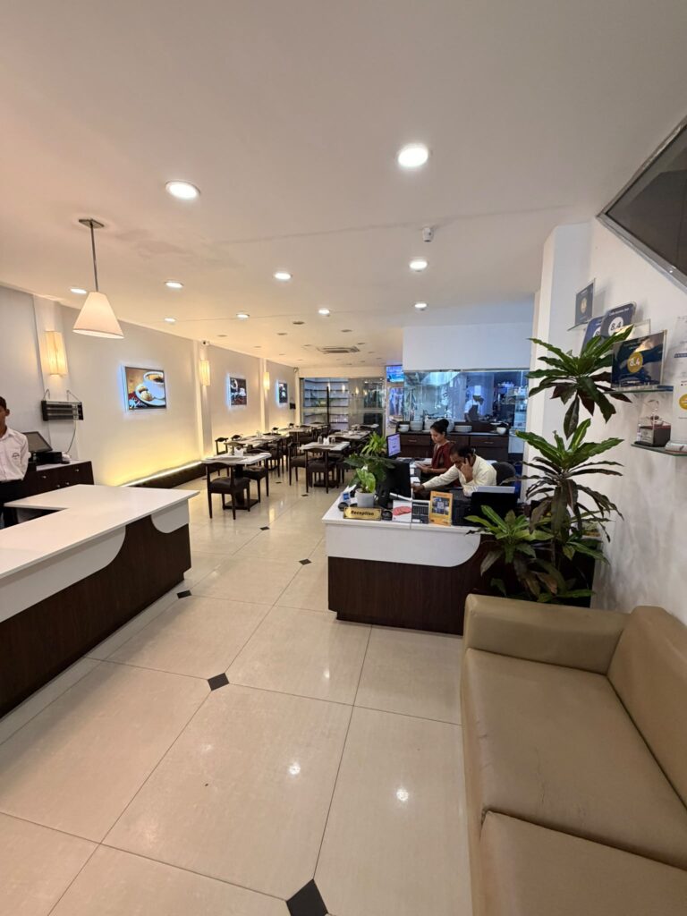 CAFE Aroma INN