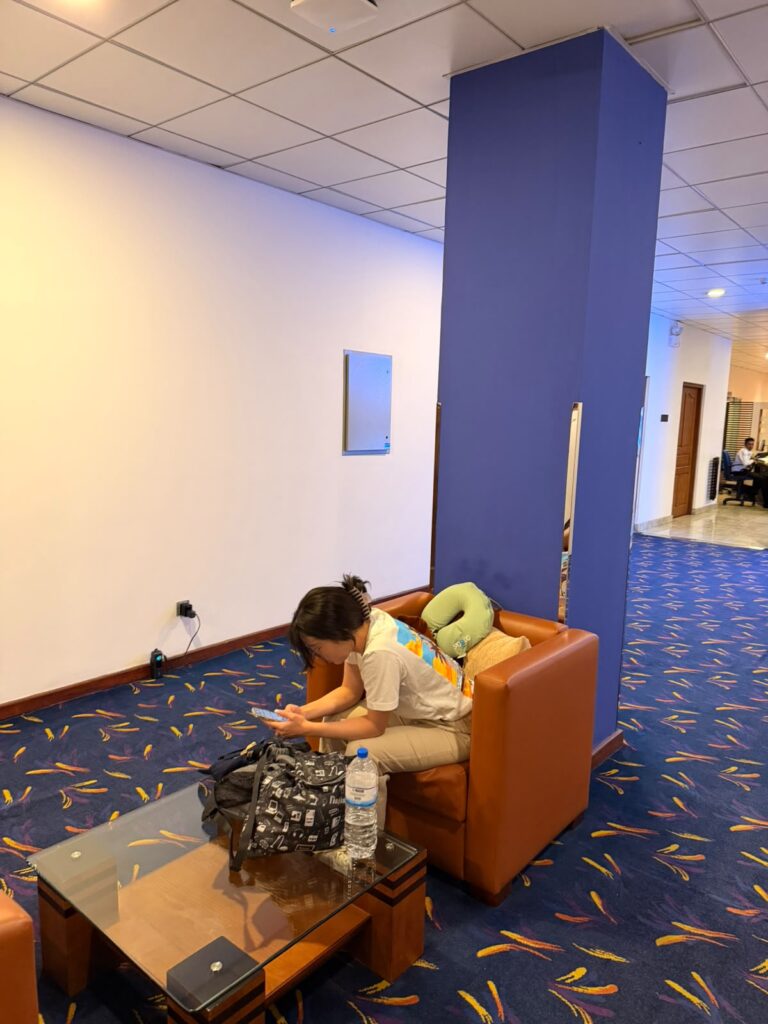 フライトまで休憩できるTransit Hotel周辺のスペース。