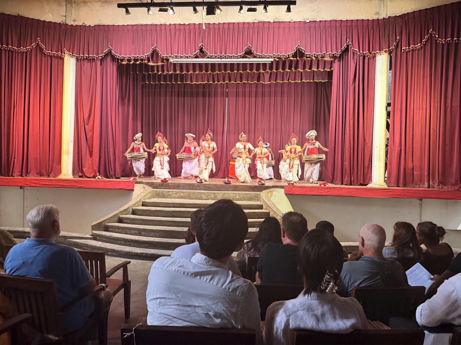 Kandyan Cultural Centreで行われるキャンディアン・カルチャーショー